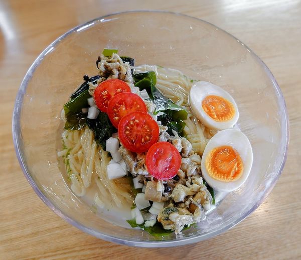 「貝とワカメの冷やしそば【期間·数量限定】」@麺 㐂色の写真