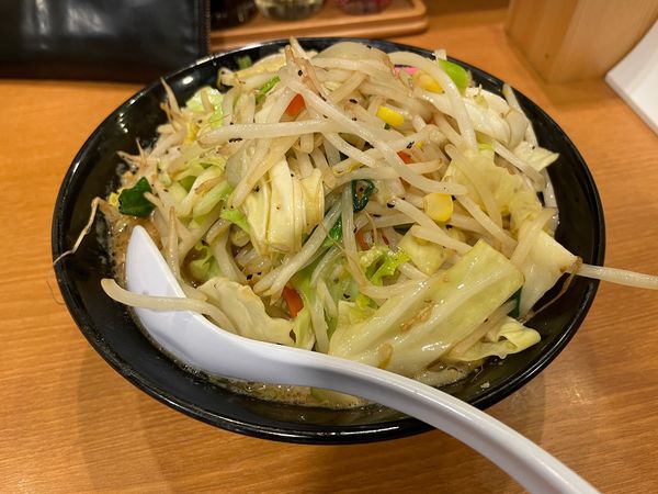 「味噌タンメン」@トナリ 丸の内店の写真