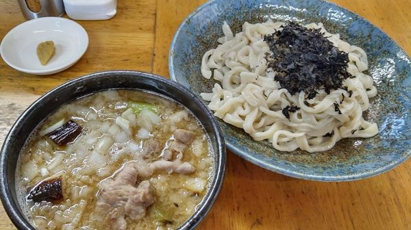 「【限定】背脂肉汁つけうどん ￥1000」@麺屋信玄の写真