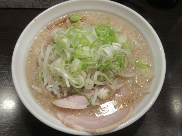 「しょうゆラーメン（800円）」@こってりらーめん せきやけ 水道橋店の写真