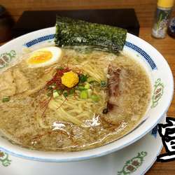 豚骨魚介そば(あっさり味)￥600