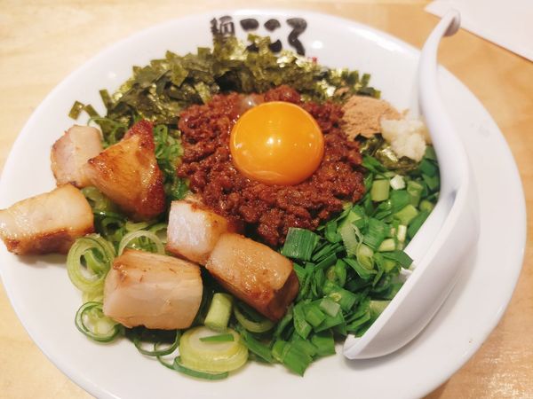 「肉入り台湾まぜそば」@麺屋 こころ 上野店の写真
