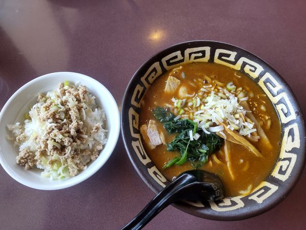 「ランチカレーラーメンセット860円」@北海道らーめん 龍源 所沢二号店の写真