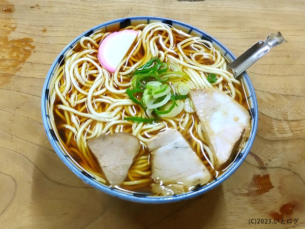 「中華そば」@丸デブ 総本店の写真