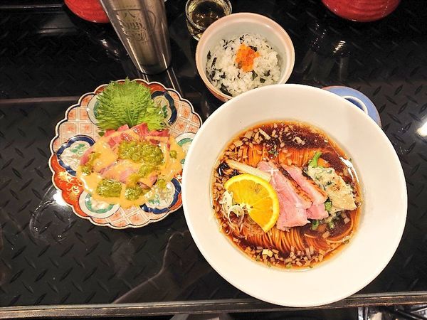 「【限定ラーメン】鴨 to トリュフの正油ラーメン、など」@トーキョーニューミクスチャーヌードル 八咫烏 CHIKARABOの写真