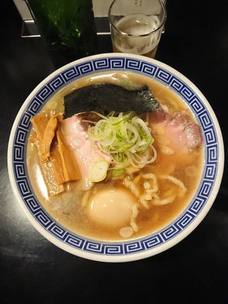 「ビール ＋ 特製 手揉み煮干そば 並(180g)」@AKEBIの写真