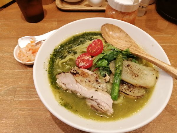 「【限定】ほうれん草のジェノベーゼnoodle　　1100円」@鶏ポタラーメン THANK お茶の水の写真