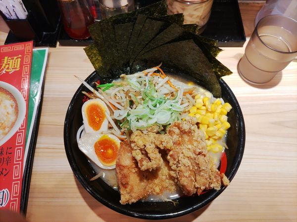 「濃厚タンメン（スペシャルタンメン）+のり+唐揚げ」@茨城タンメン カミナリ  古河店の写真