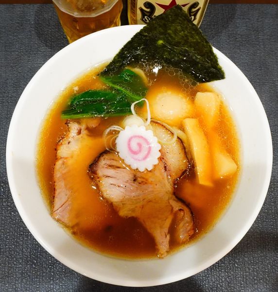 「醤油ら〜麺＋味玉＋瓶ビール」@手打ち 蓮の写真
