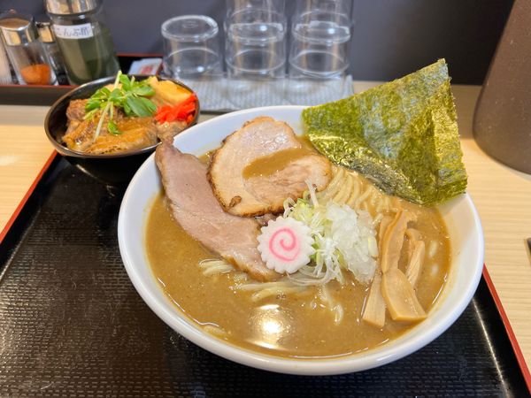 「丸和中華そば」@つけ麺丸和 各務原分店の写真