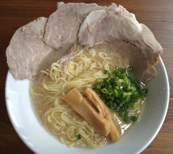 「富岳ラーメン￥500（オープン価格）＋チャーシュー￥200」@たけろくらーめん富岳 カレー＆ショップの写真