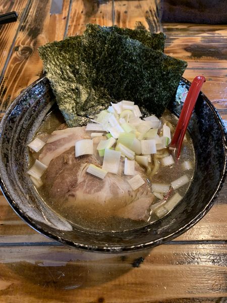 「肉煮干しらーめん 1000円」@煮干しらーめん 渡辺商店の写真
