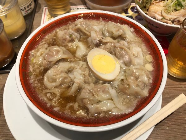 「粗挽き肉汁雲呑麺」@広州市場 イオンモールむさし村山店の写真