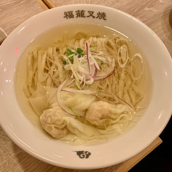海老雲呑麺(塩)、他多数