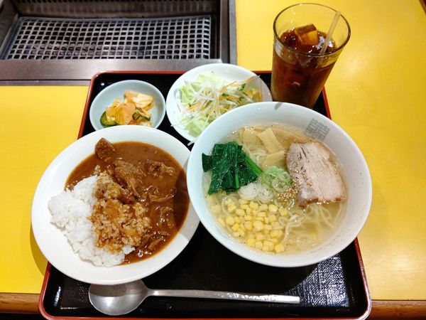 「日替ランチ(塩ラーメン＋牛すじカレー)740円」@朝鮮飯店 高崎駅西口店の写真