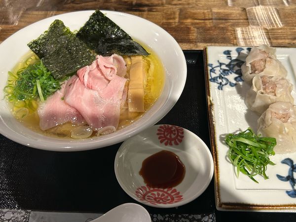 「黒さつま塩950円、焼売（3個）280円」@特級鶏蕎麦 龍介 PLAY atre TSUCHIURA店の写真