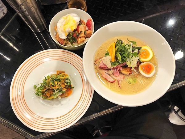 「C.h.a.m.o.s.m.y.t.h鴨と胡桃の白湯ラーメン」@トーキョーニューミクスチャーヌードル 八咫烏 CHIKARABOの写真