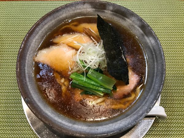 「醤油らーめん　830円」@らーめん 梶原の写真