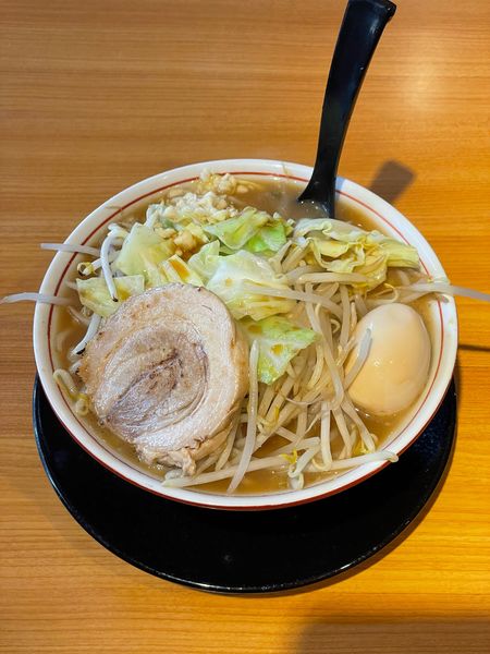 「極太しょうゆらーめん(850円)」@橋本食堂の写真
