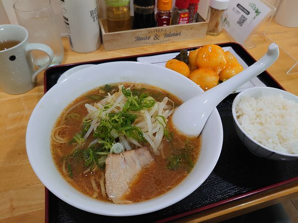 「日替わりラーメン定食」@百香亭の写真