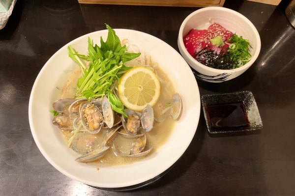 「限定 あさり塩バターらーめん & 㐂多屋のまぐろ丼」@らー麺 潮騒の写真