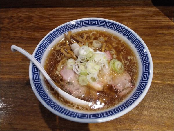 「煮干し中華そば930円」@神保町 可以の写真