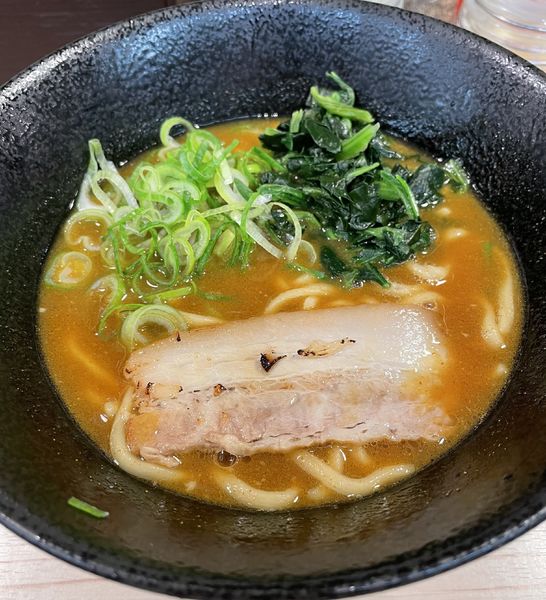 「とんこつカレーラーメン」@横浜家系ラーメン 梅田家の写真