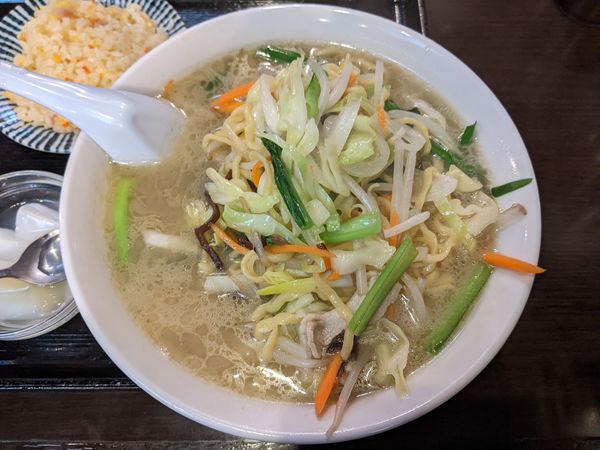 「野菜タン麺：750円」@中国飯店 楽宴 浅草店の写真