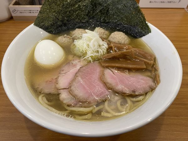 「全部のせ塩らーめん＋つくね（1500円）」@しののめヌードルの写真