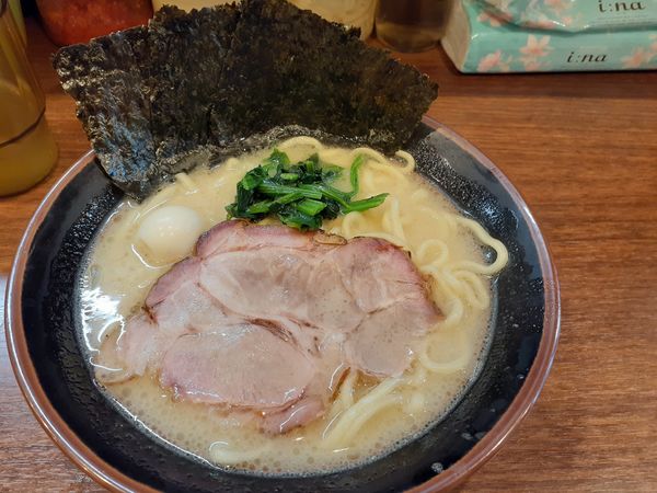 「塩ラーメン」@横浜家系ラーメン 大岡家 鶴川店の写真