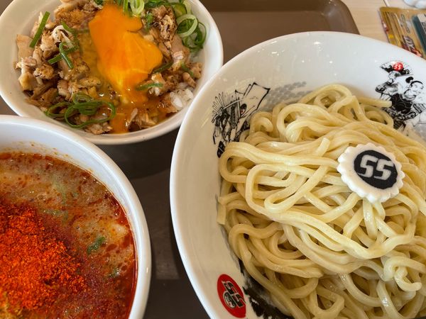 「濃厚つけ麺レッド(1,034円),ミニ焼豚丼(352円)」@フジヤマ55 メガドンキー豊橋店の写真