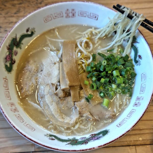 「ラーメン大盛(550円)」@三徳ラーメン 駅前店の写真