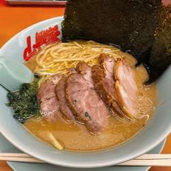 醤油ネギチャーシュー麺