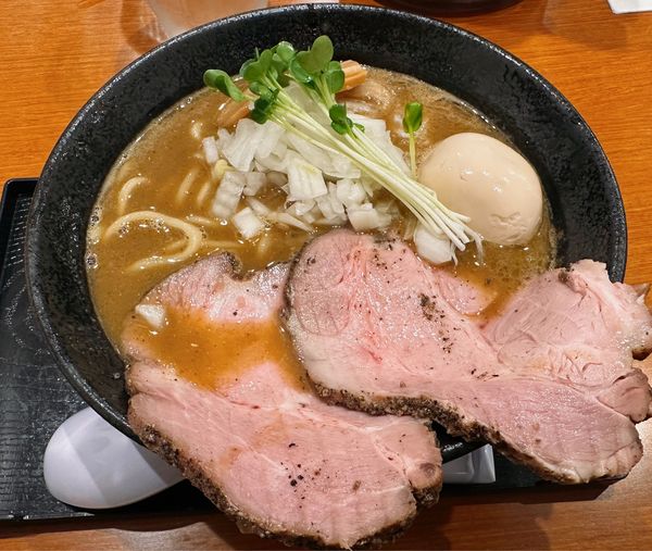 「特製煮干しらーめん（醤油）」@煮干しらーめん 麺匠 萩原の写真