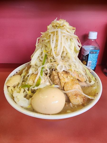 「大豚ラーメン 味付けたまご あぶら からめ」@ラーメン二郎 ひばりヶ丘駅前店の写真