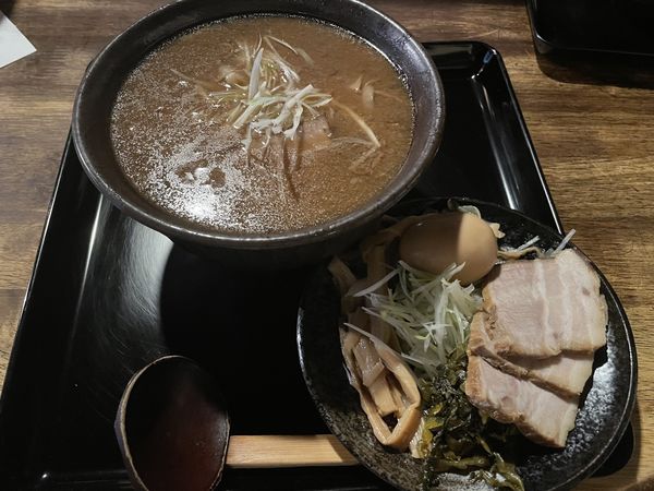 「中華そば（小）トッピング全部入り」@もちもちの木 白岡店の写真