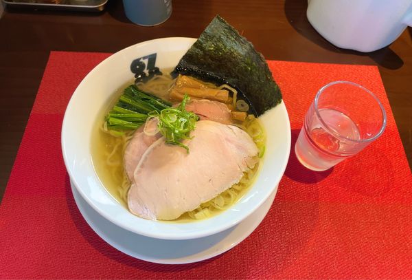 「有機白しょうゆらぁめん」@牟岐縄屋の写真