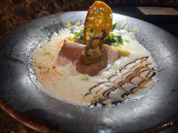 「牡蠣ラーメン」@ただいま、変身中。の写真