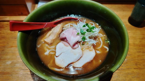 「焼きあご塩らー麺」@焼きあご塩らー麺 たかはし 新宿本店の写真