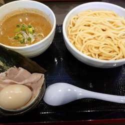 特製濃厚鶏魚介つけそば