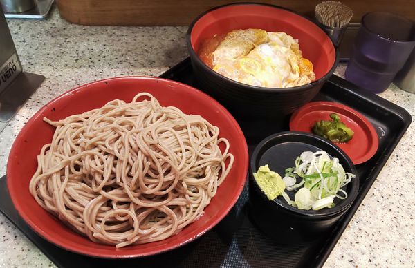「かつ丼セット（もりそば）」@名代 富士そば 昭和通り店の写真