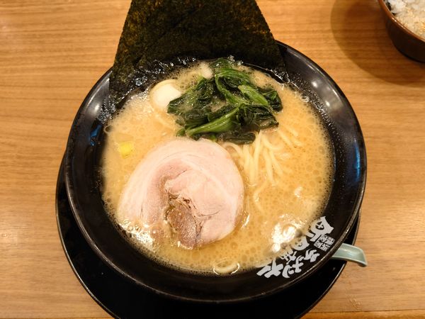 「醤油ラーメン￥750＋ライス¥100」@町田商店 恵比寿東口店の写真