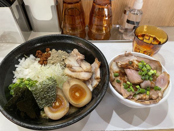 「【限定】味噌にぼしまぜそば＋焼豚丼」@麺屋 扇 SENの写真