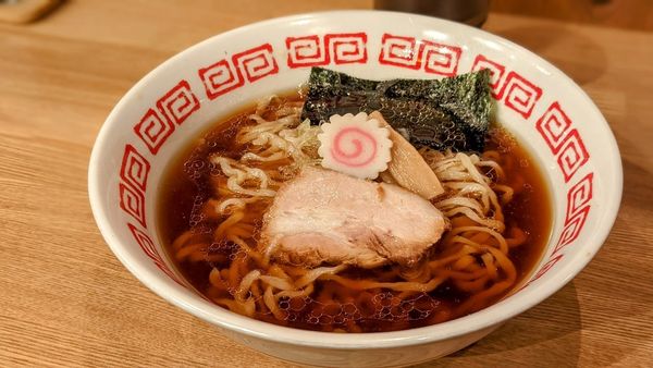 「平打ち熟成そば（700円）」@鶴松富士 本店の写真