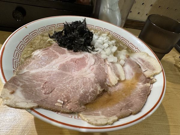 「背脂煮干中華そば（醤油）」@背脂煮干し中華そば 和市 新橋本店の写真