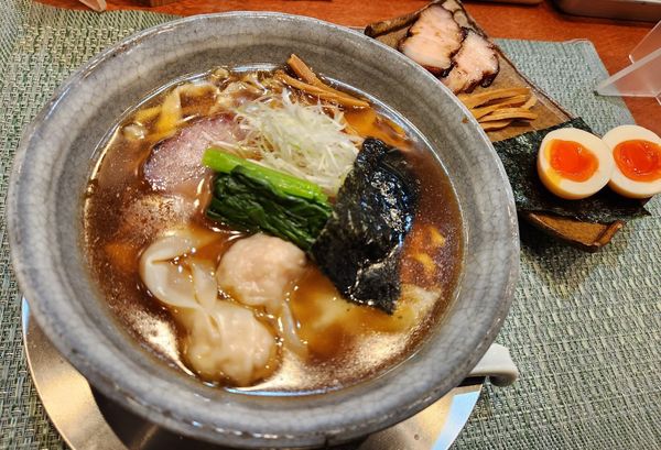 「特製醤油らーめん」@らーめん 梶原の写真