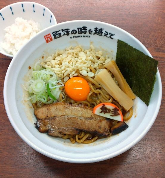 「油そば 900円」@百年の時を越えての写真