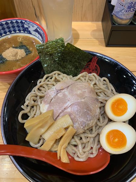 「濃厚豚骨魚介つけ麺」@三田製麺所 アトレ浦和店の写真