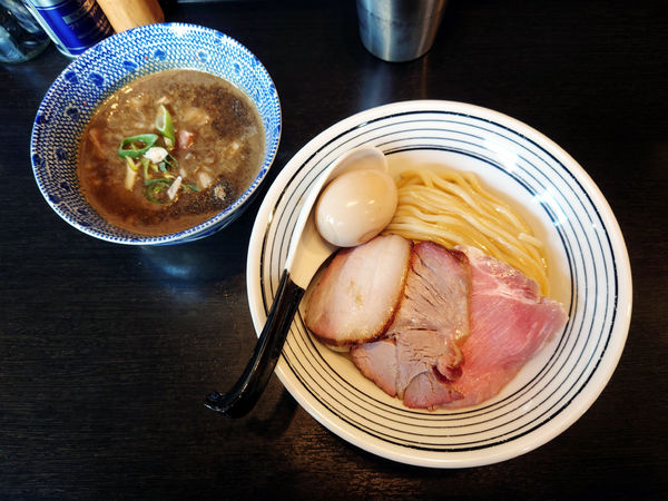 「濃厚煮干しつけ麺(特製)中盛り」@陽はまたのぼるの写真