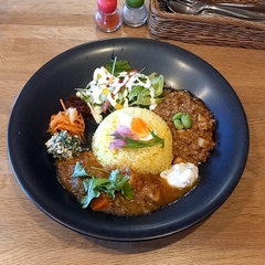 雲南スパイスカレーの画像